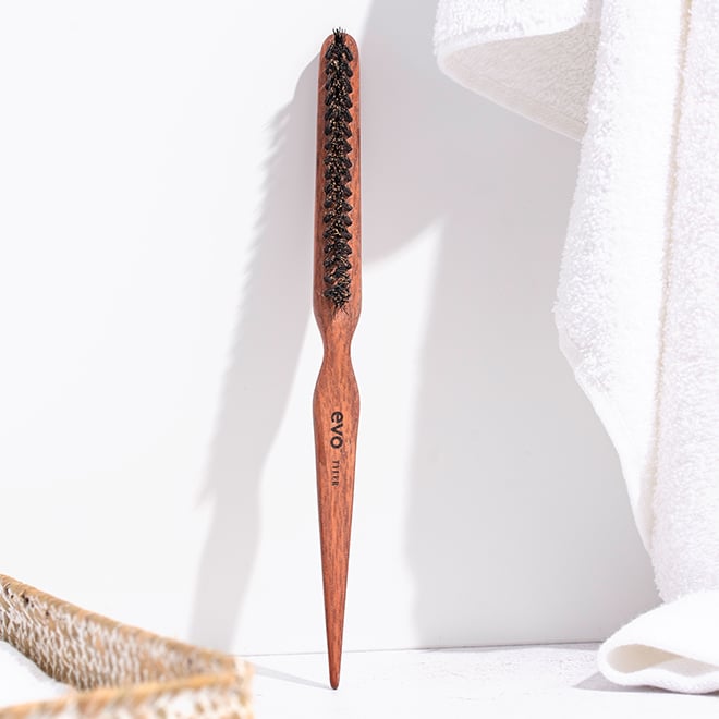 Tyler Teasing Brush