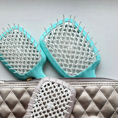 Superbrush - Pastel Blue