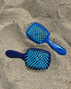Superbrush - Dark Blue and Light Blue