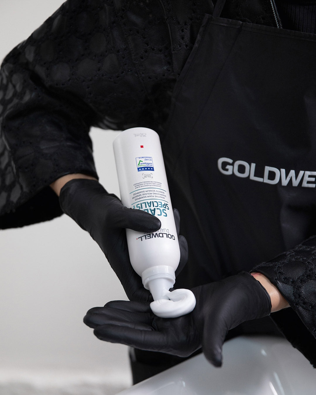 Scalp Specialist Sensitive Foam Shampoo