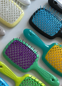 Superbrush - Blue & Yellow