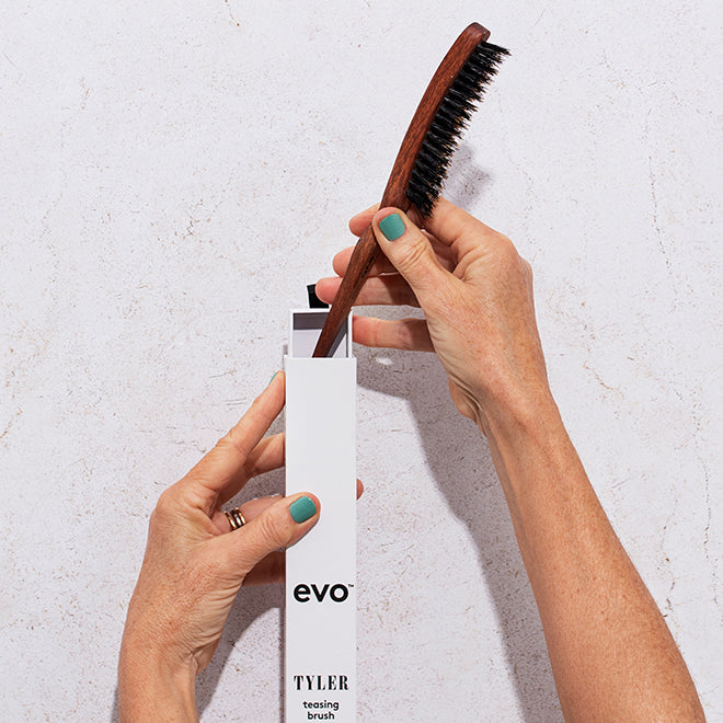 Tyler Teasing Brush