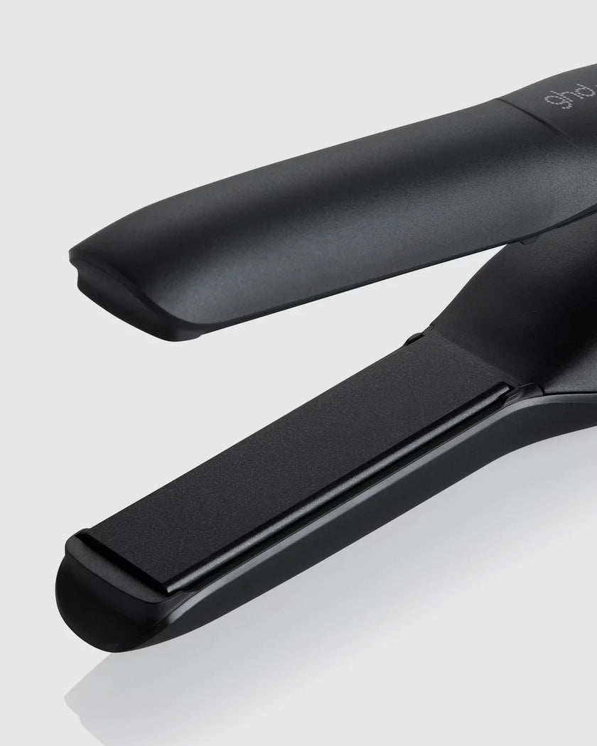 Unplugged Cordless Styler Image